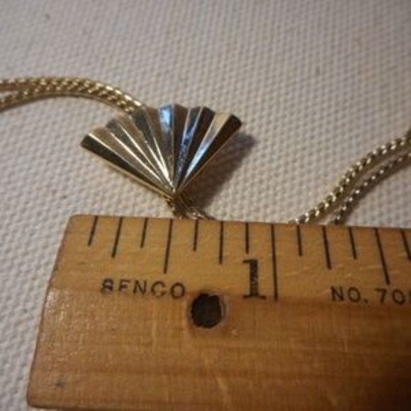 "Gold Tone Fan Lariat Necklace " - Picture 8 of 8